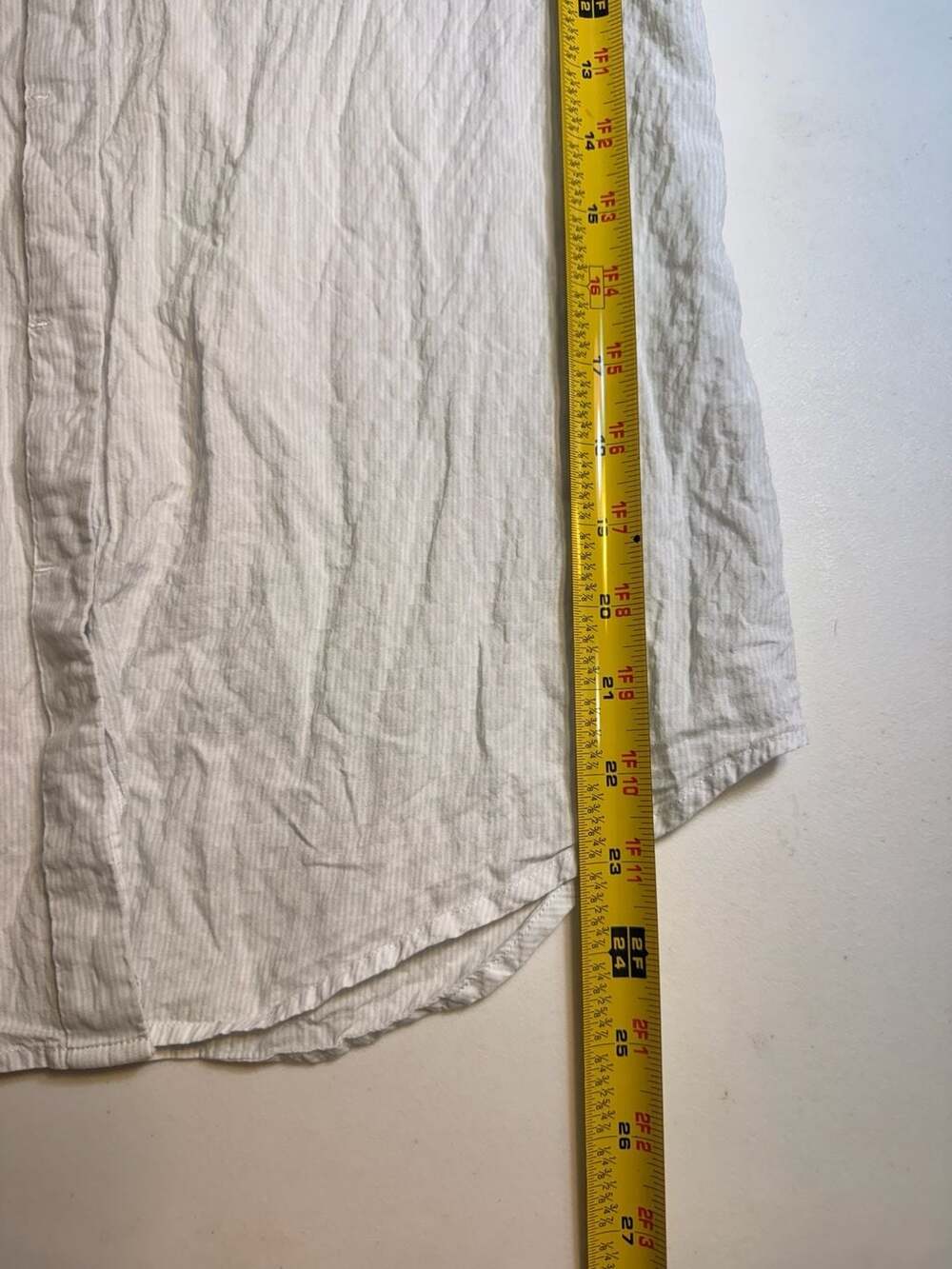 Lacoste Women's Long Sleeve Seersucker Button Down Shirt Size 38 - Picture 6 of 6